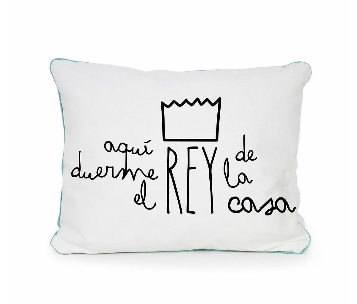 Cojin Aqui Duerme Rey