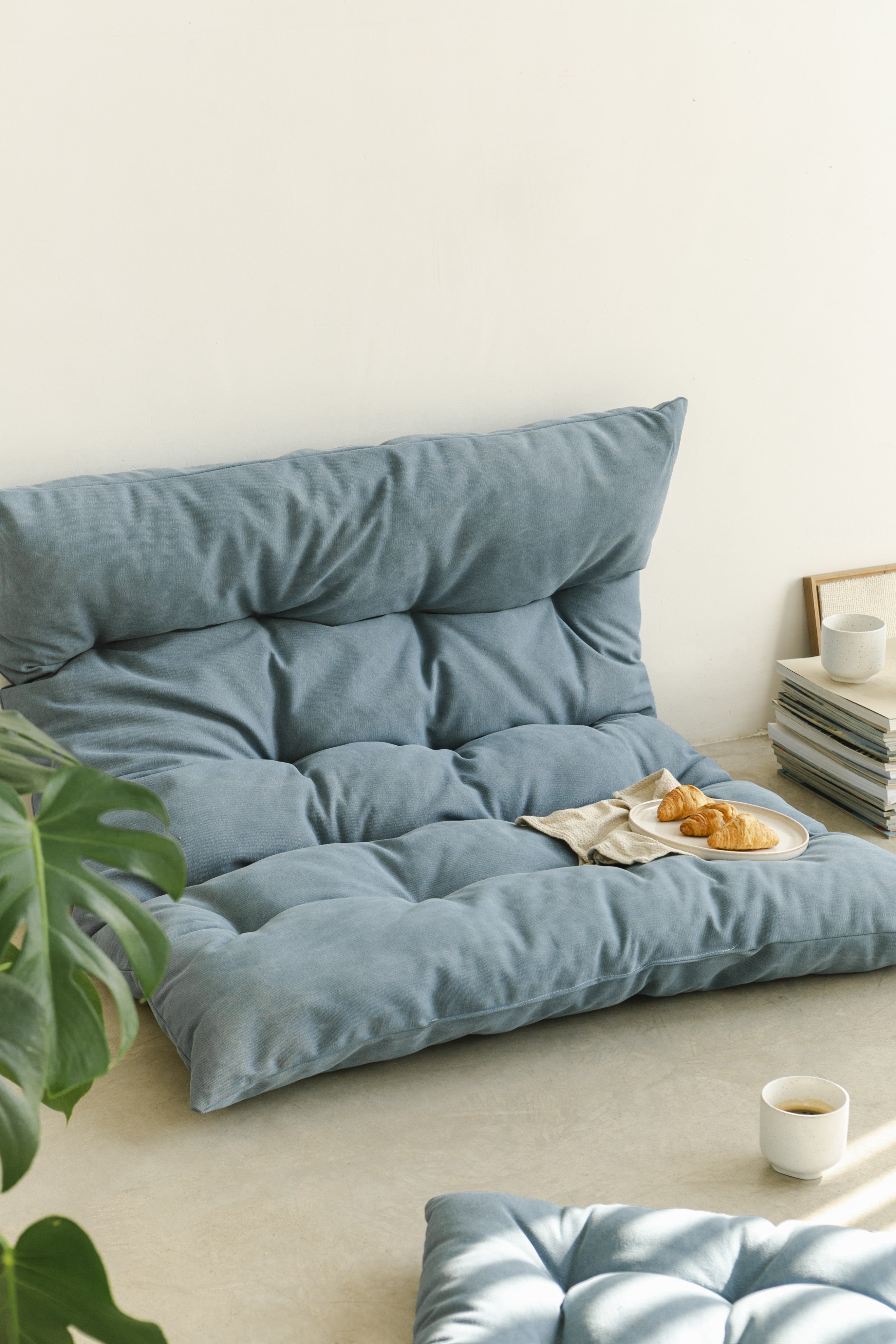 Colchón Futon de suelo azul