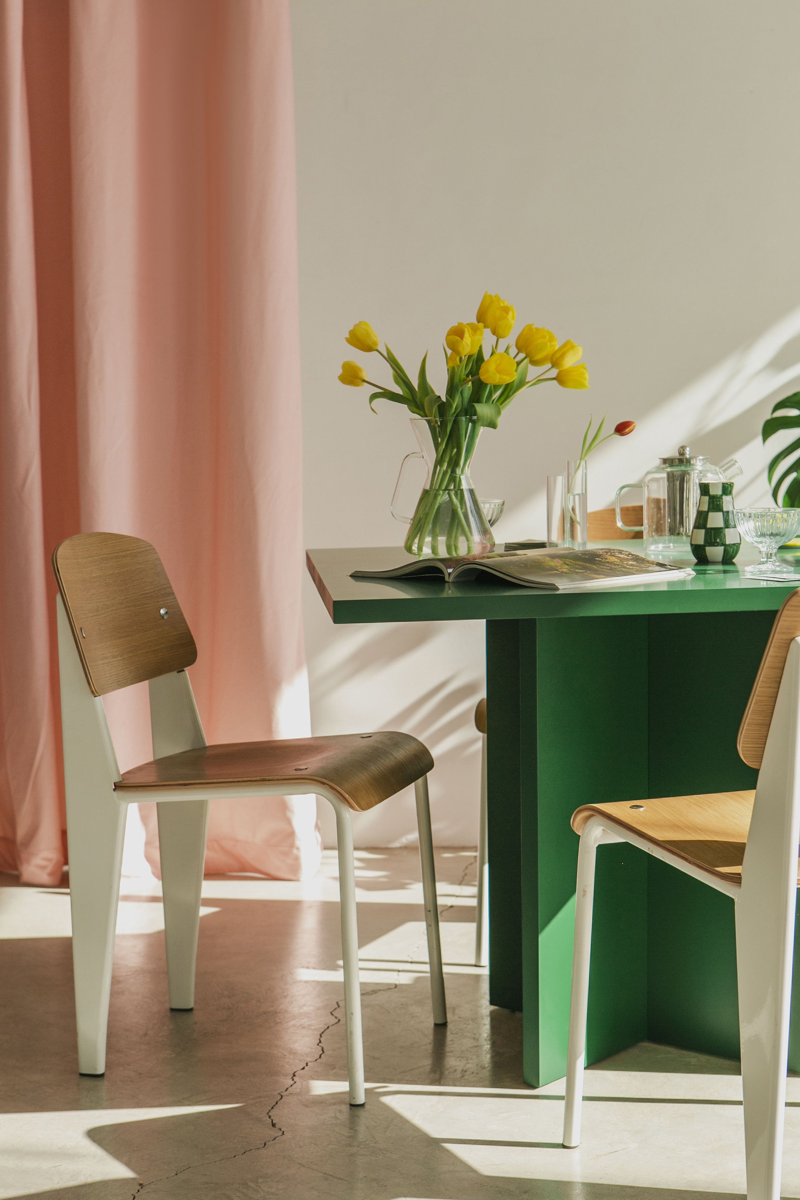 Mesa de comedor cuadrada Matilda Cedar 100x100