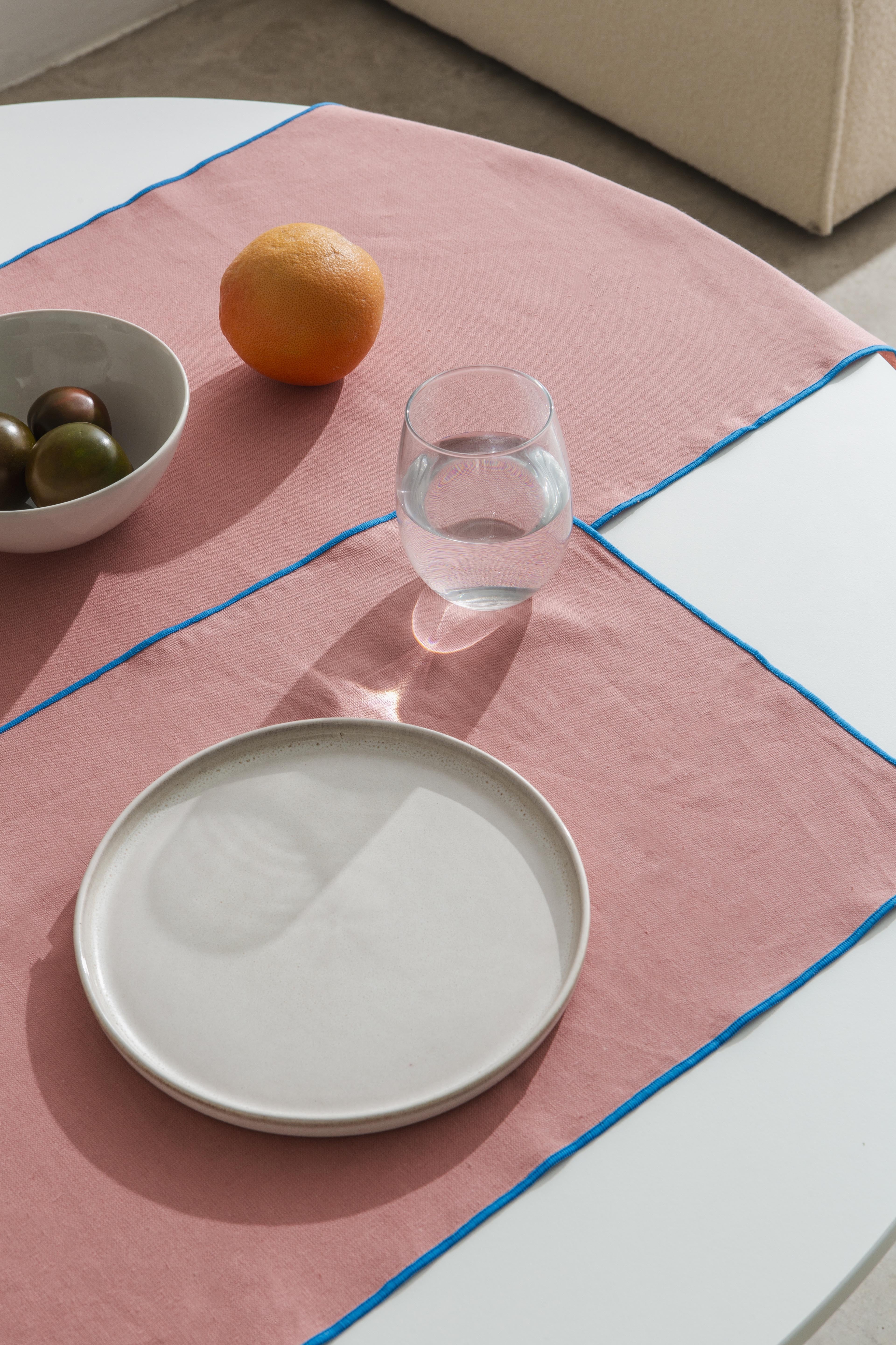 Set 2 individuales Contrast Edge Pink