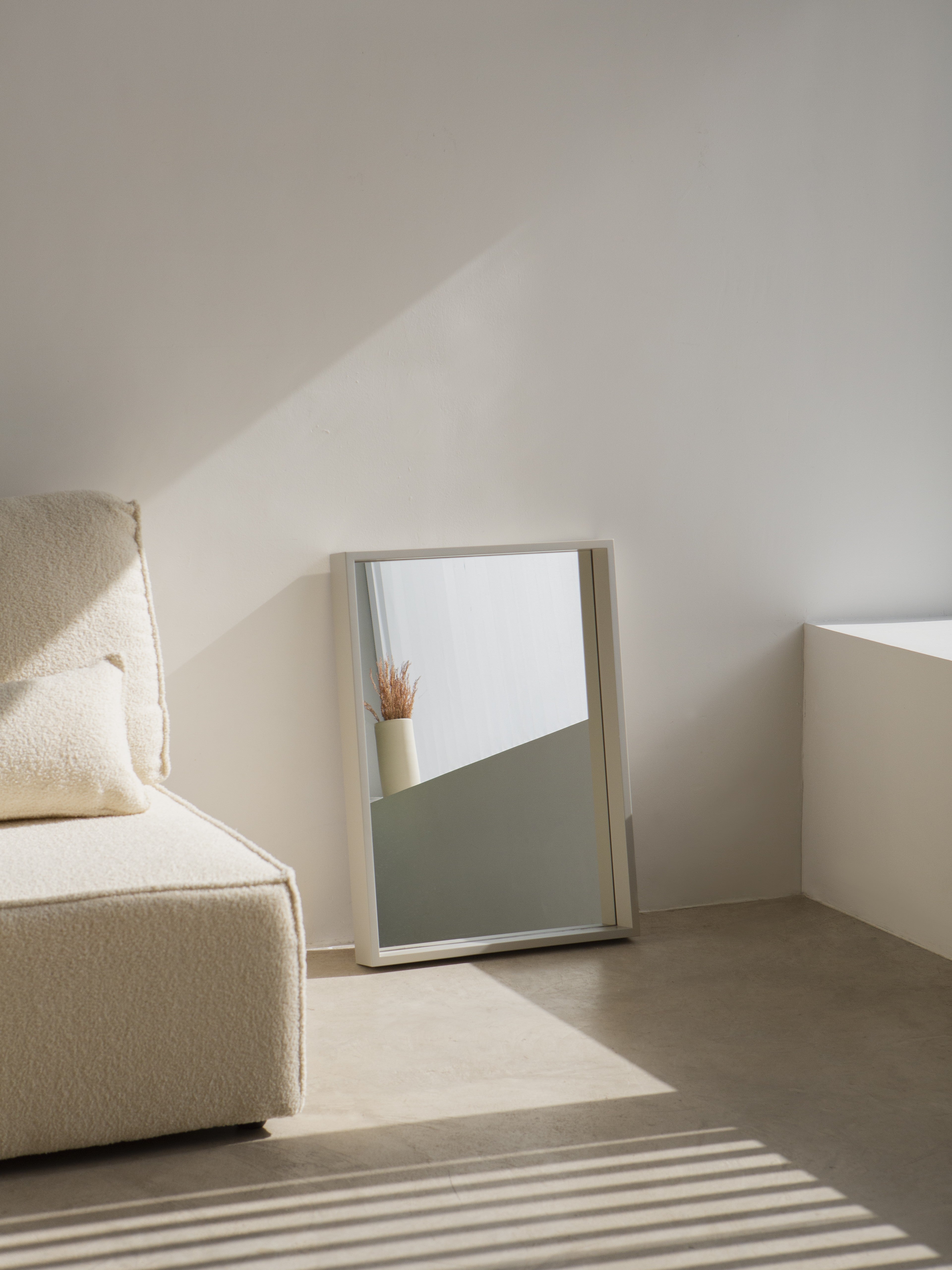 Espejo Niko 70x50 Taupe