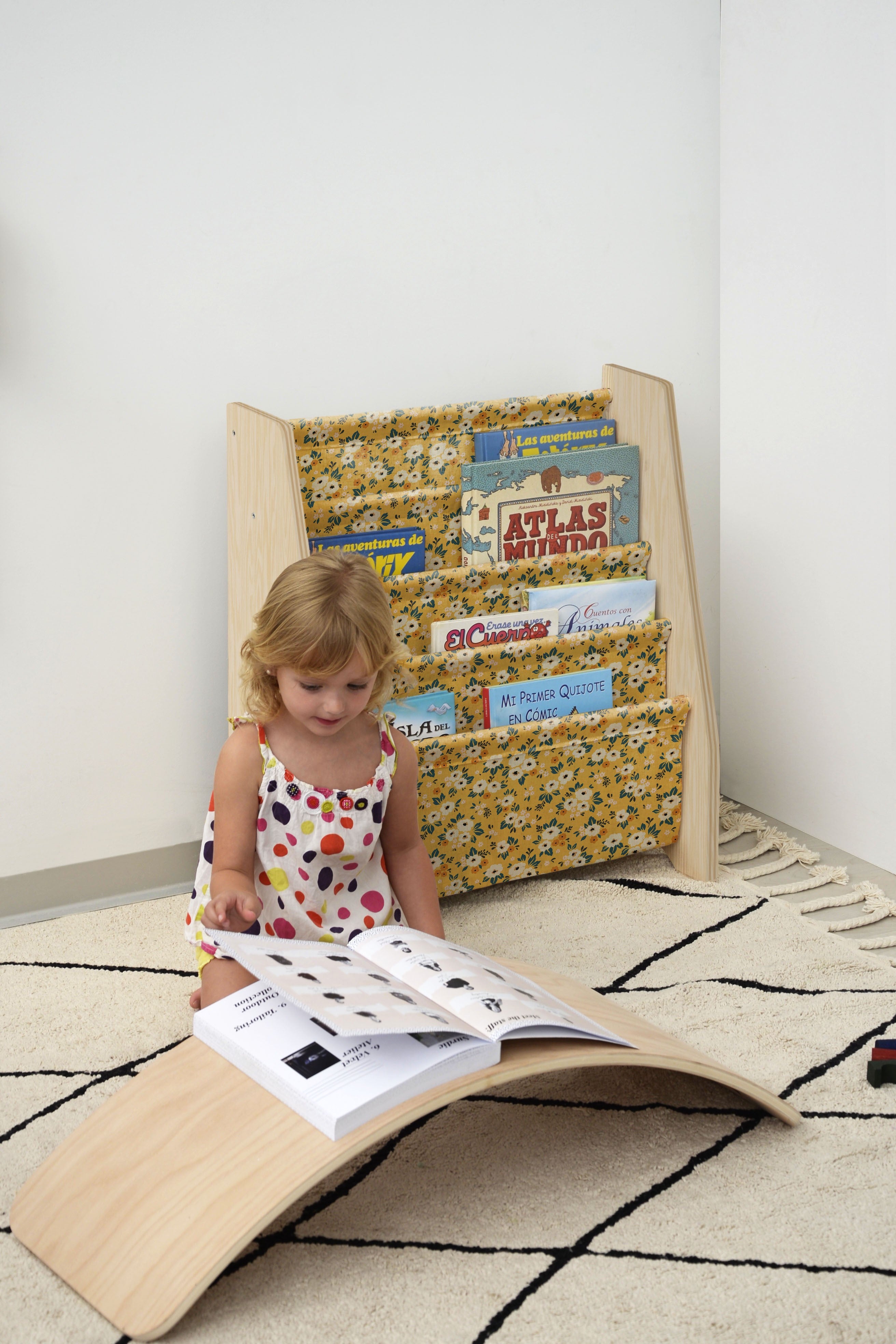 Libreria Textil Estilo Montessori (Liberty)