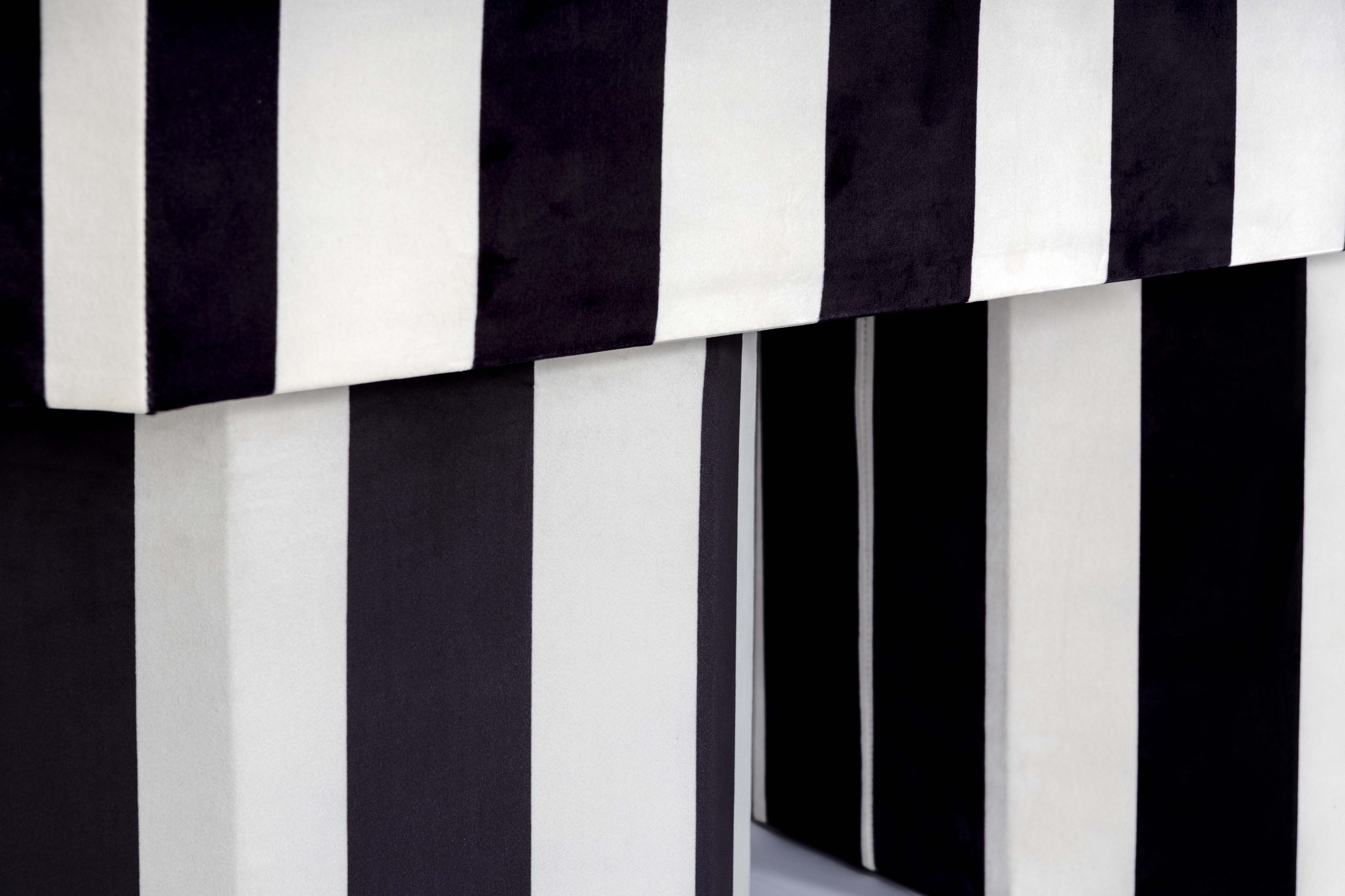 Viva Bench Stripes