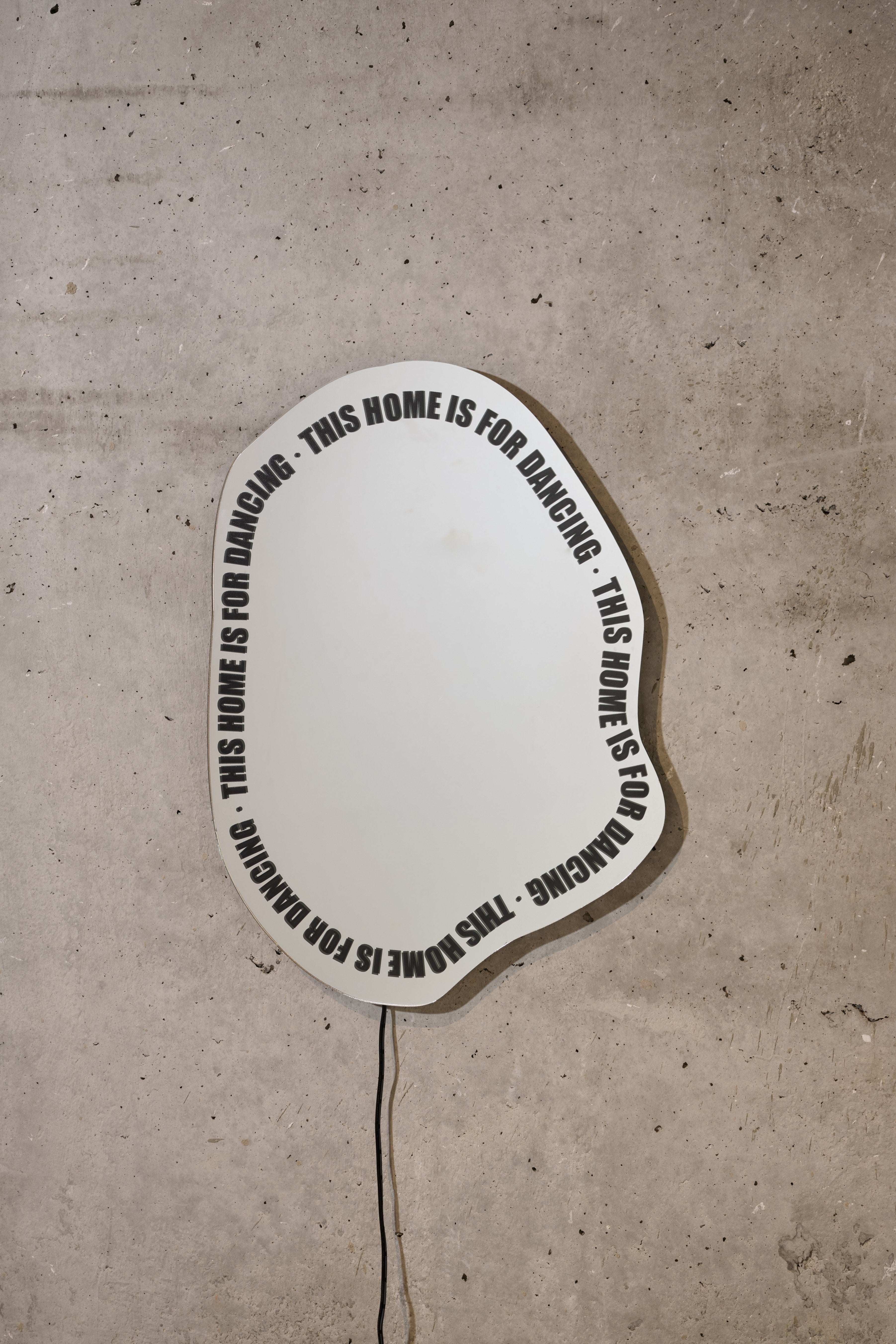 Light Mirror (Dance)