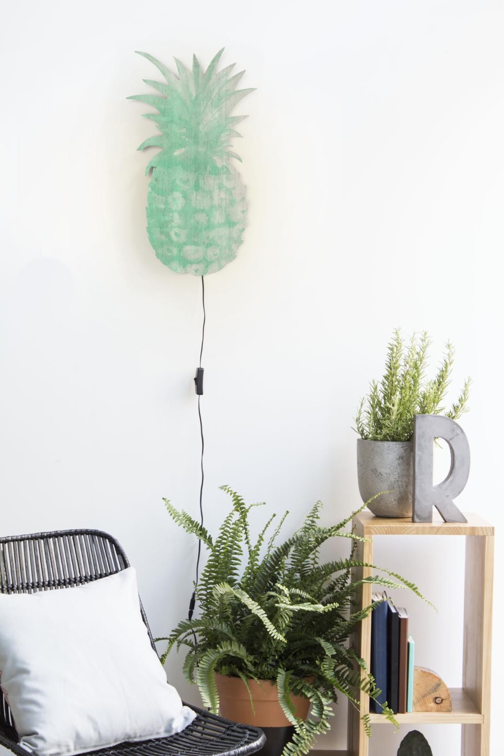Shape Lamp Piña Mint