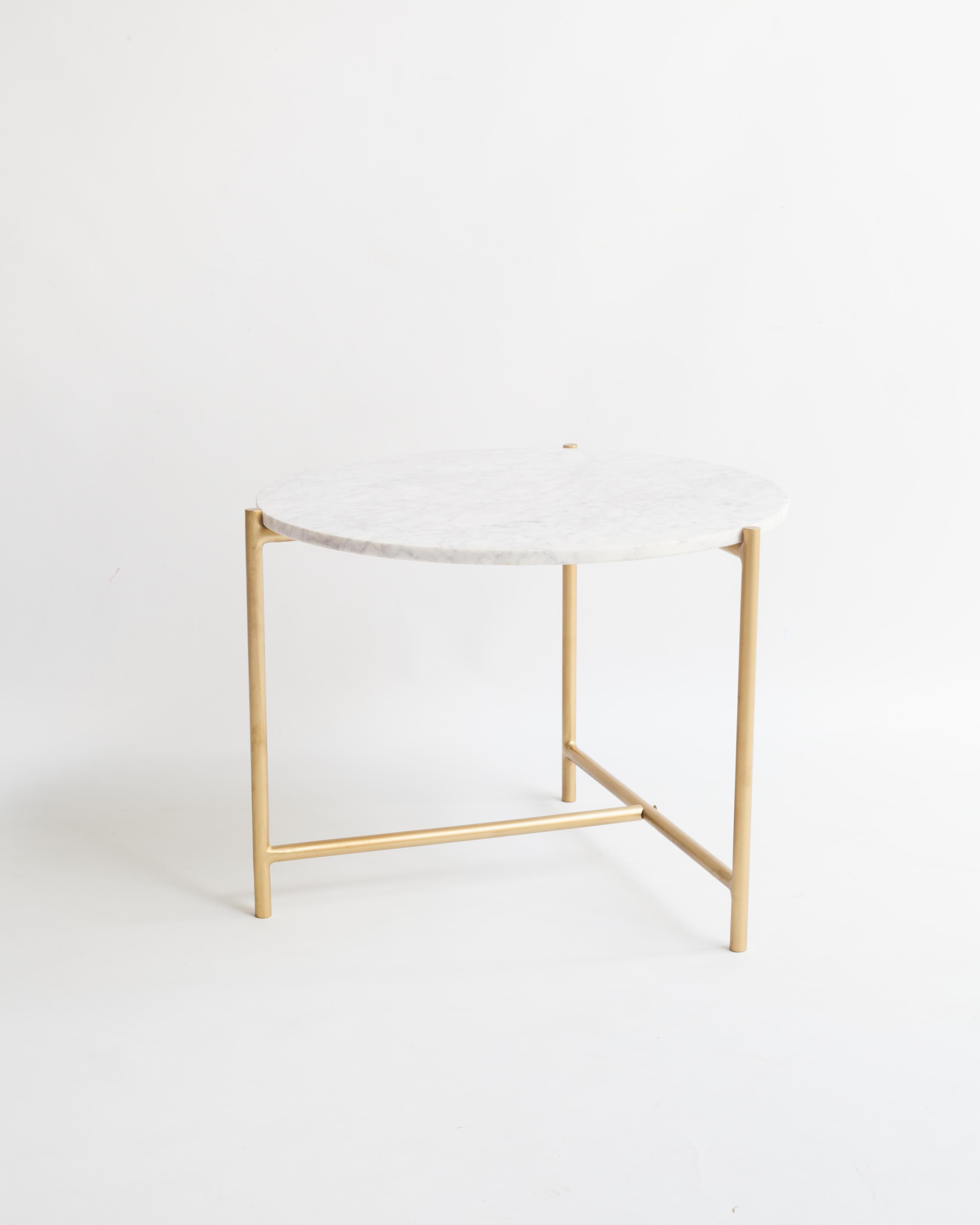 Morgans Table (white)