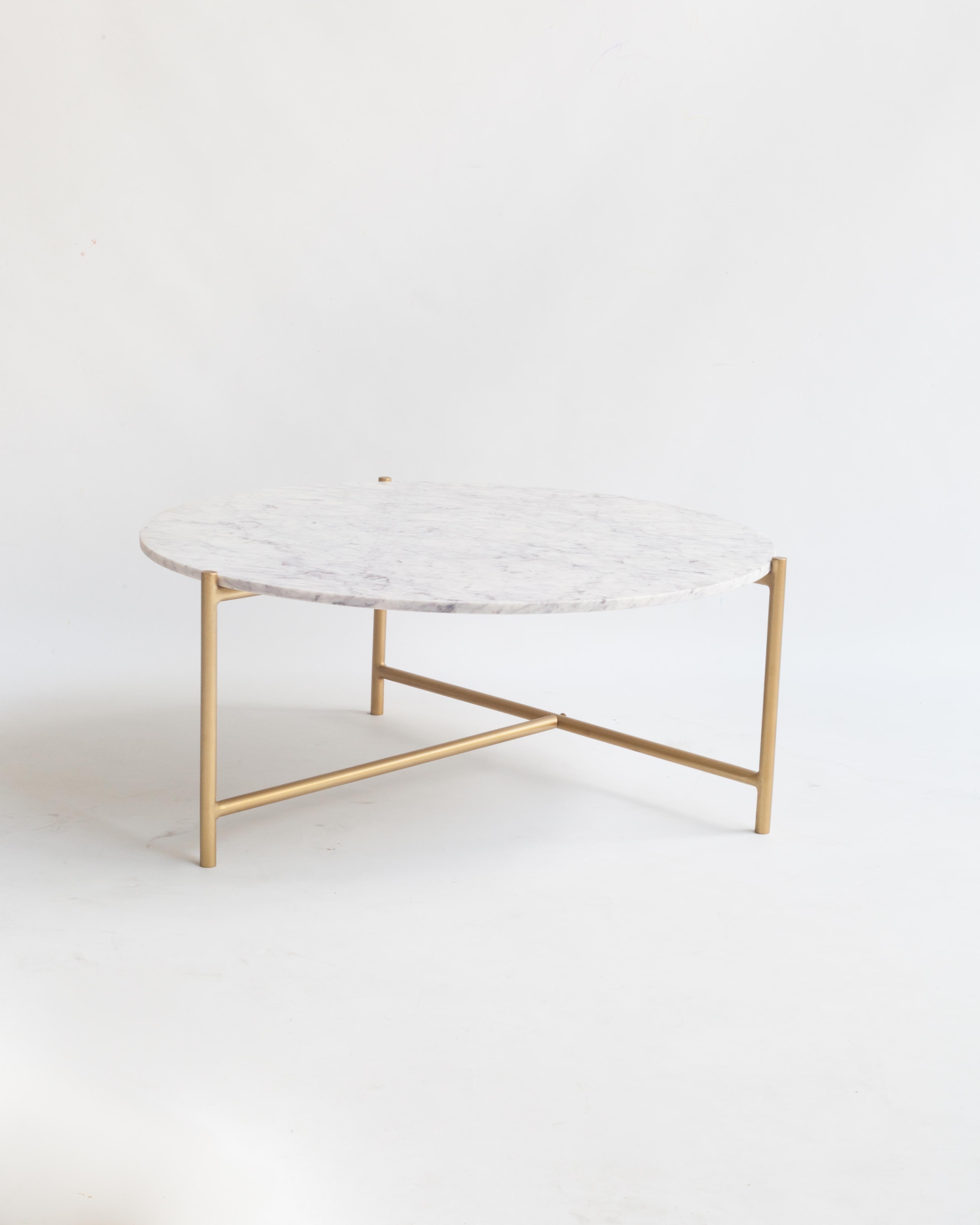 Morgans Table (white)