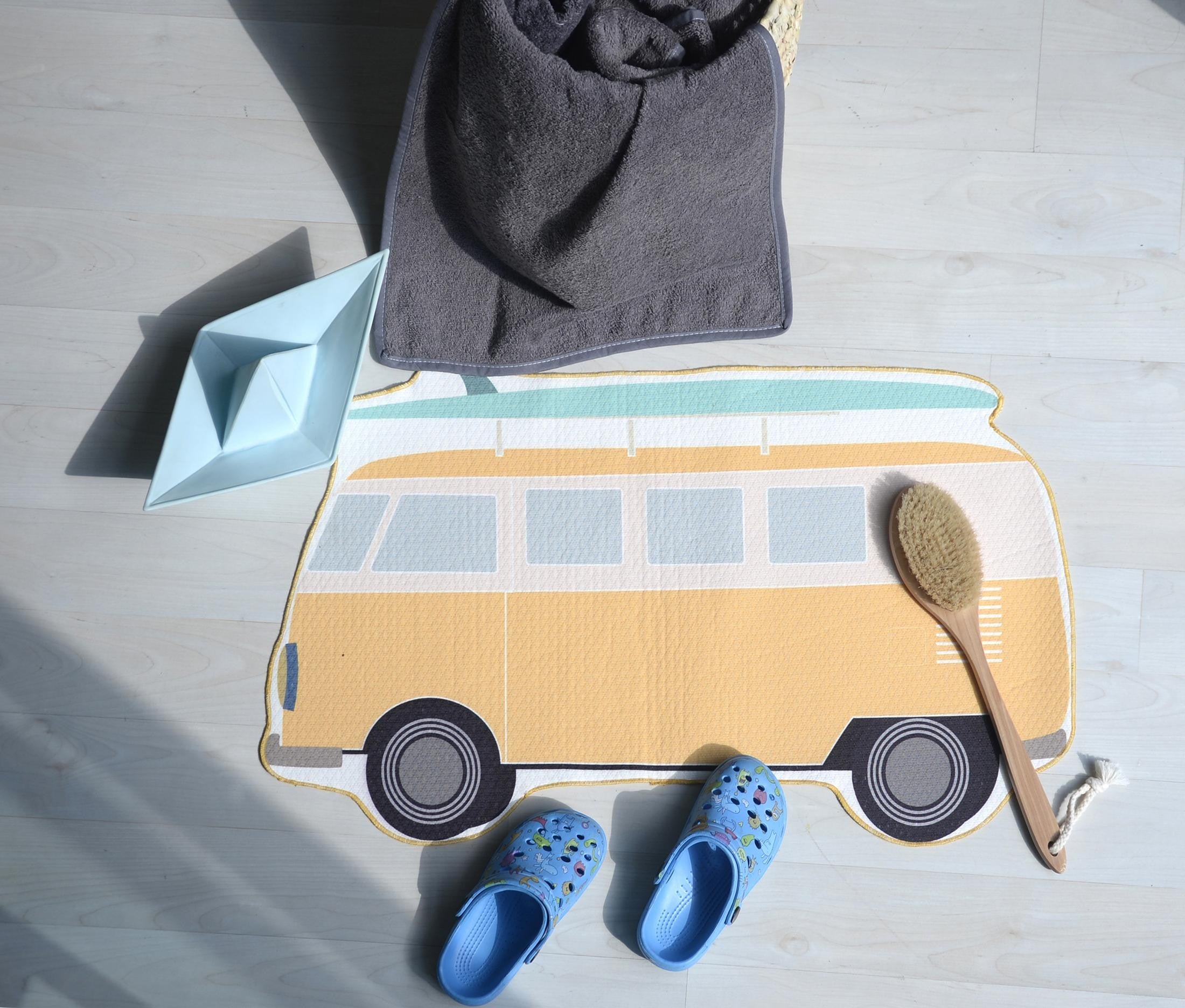 Bathrug Formas Explorer