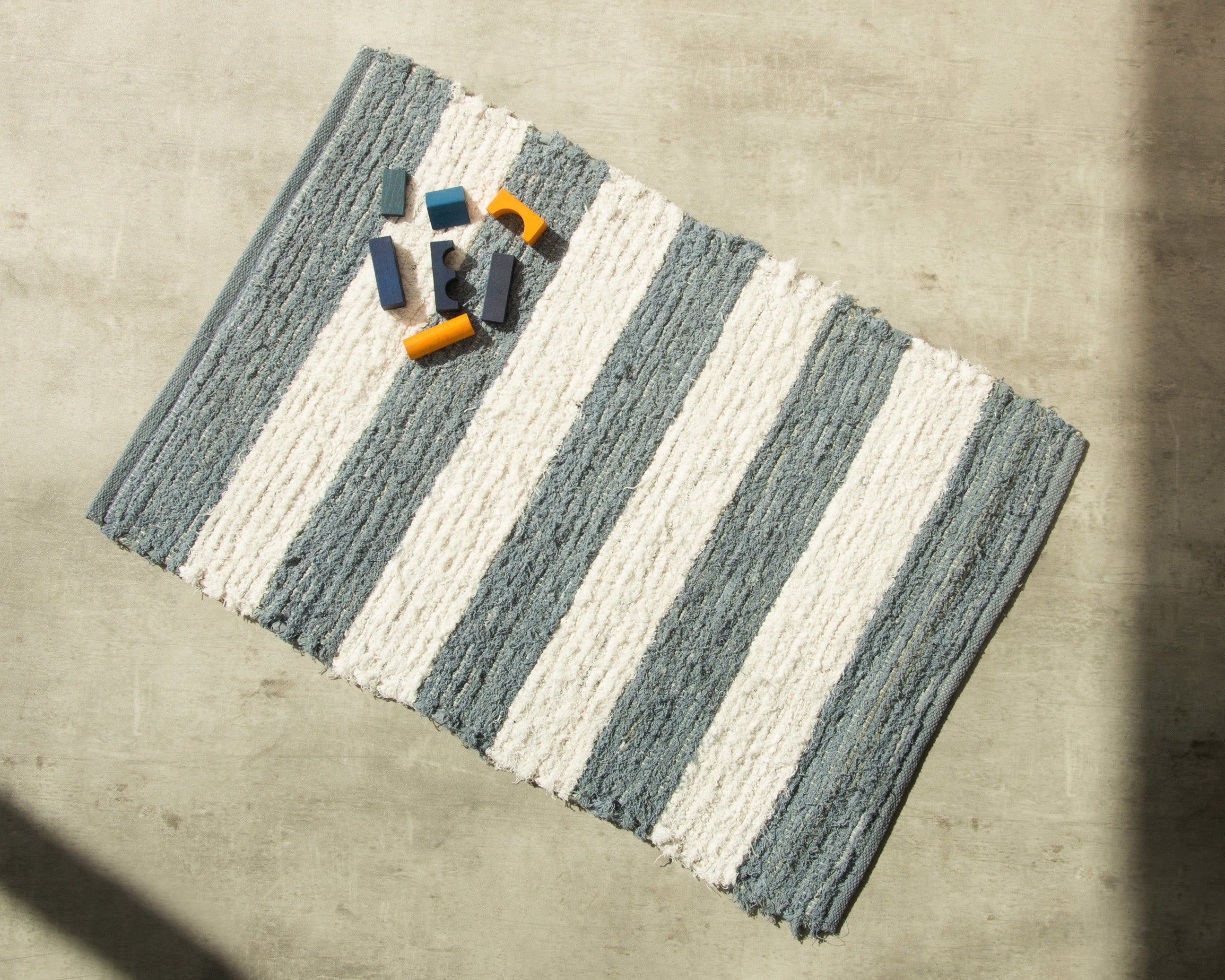 Tapis Color Lines 60x90 Bleu