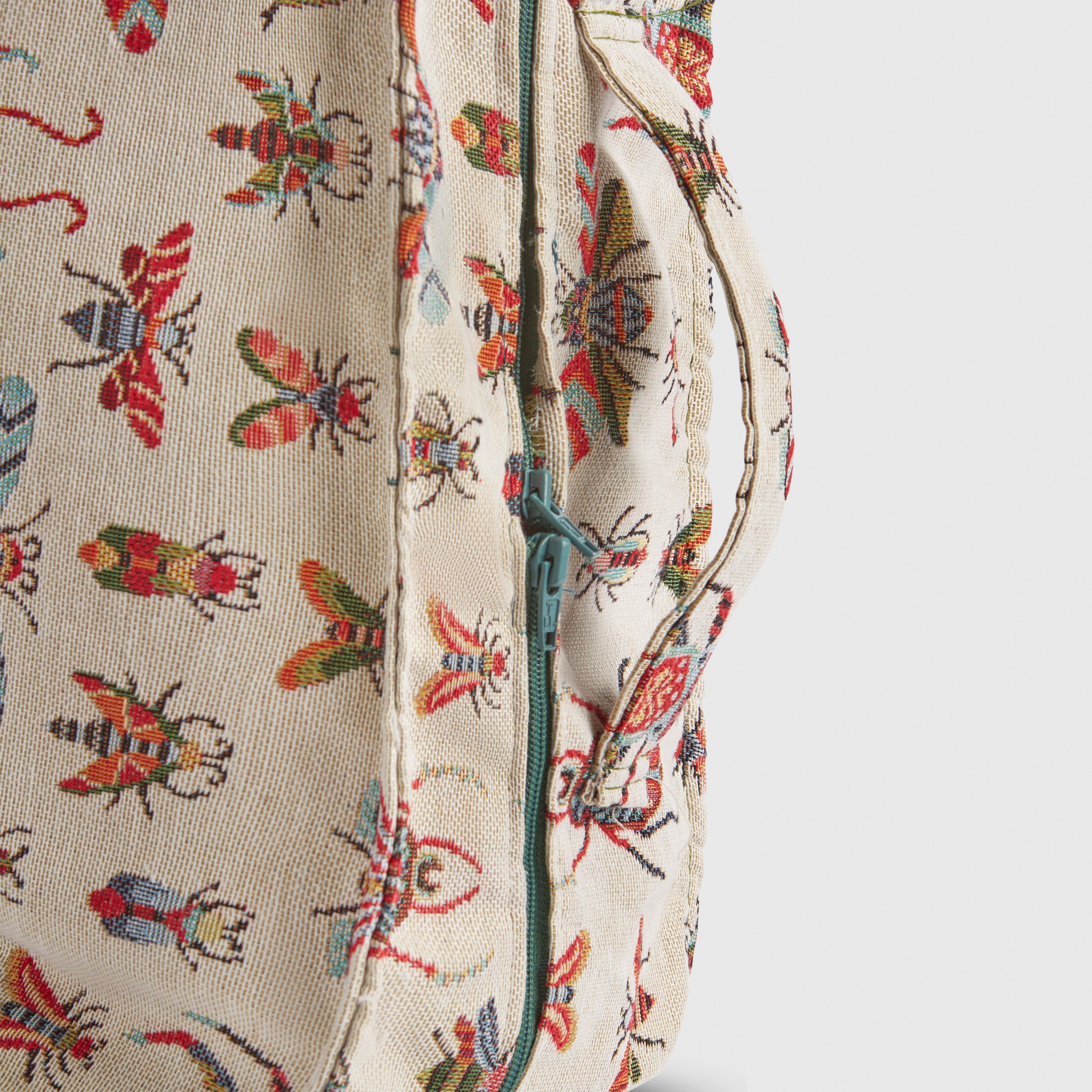 Belle Case Jacquard Bees