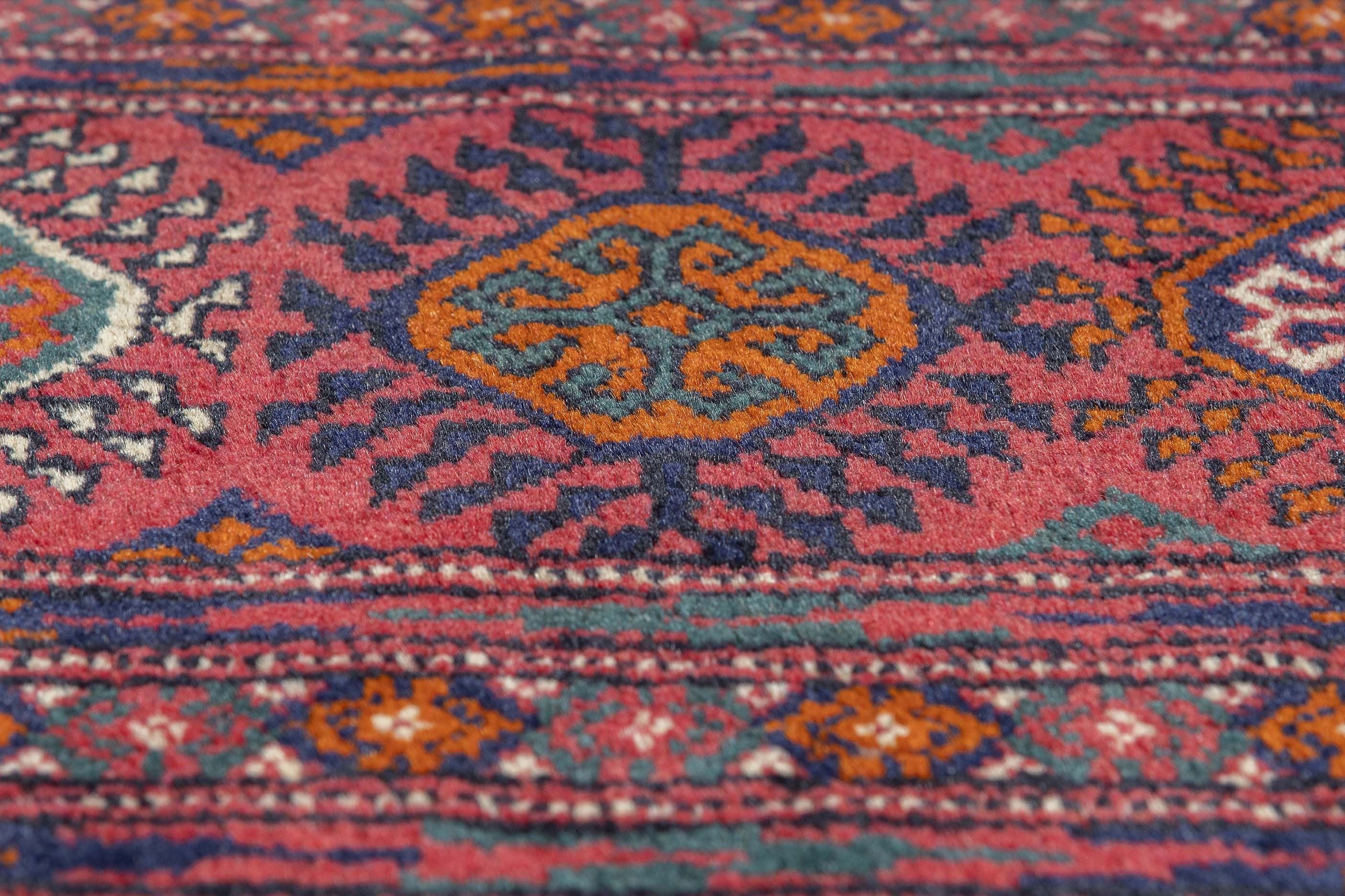 Alfombra  Bukhara 100% lana.