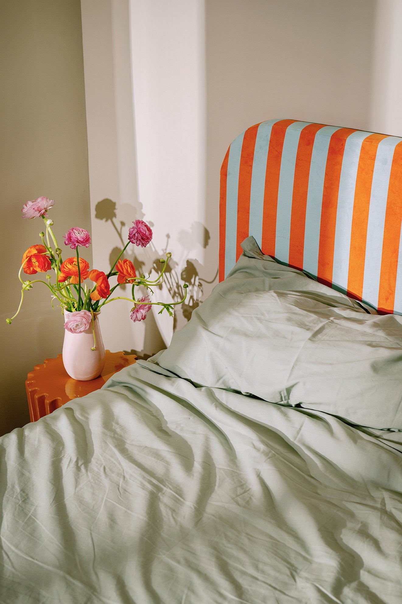Cabecero Eddie Tapizado Velvet (Stripes Copper Blue)